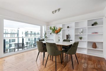 Apartment 25, Block 11, Gallery Quay, Grand Canal Dock, Dublin 2, D02DE06 — photo 2