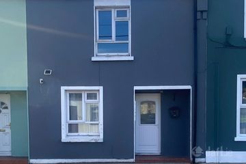 10 Emmet Street, Tipperary Town, Co. Tipperary, E34HY77 — photo 2