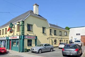 Paddy. Moran's, Rush Street, Castlebar, Co. Mayo, F23W564 — photo 2