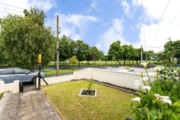 30 Clifden Road, Ballyfermot, Dublin 10 — photo 2