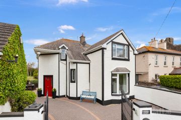 Robbswall Cottage, Coast Road, Malahide, Co. Dublin, K36YY90 — photo 3
