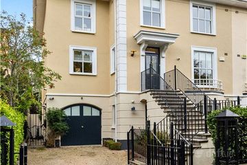 44 Avoca Avenue, Blackrock, Co. Dublin, A94 XF88 — photo 2