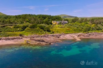Boolakeel House, Ballinskelligs, Co. Kerry, V23X735 — photo 2