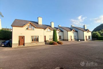1 Maple Court, Glenbeigh, Co. Kerry, V93NX61 — photo 2