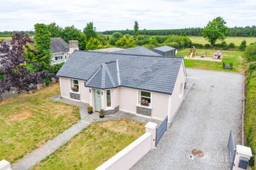 Sallybog, Gortnahoe, Thurles, Co. Tipperary, E41KX96 — photo 2