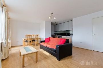 Apartment 28, Cassian Court North, River Drive, Royal Canal Park, Dublin 15, D15HE68 — photo 3