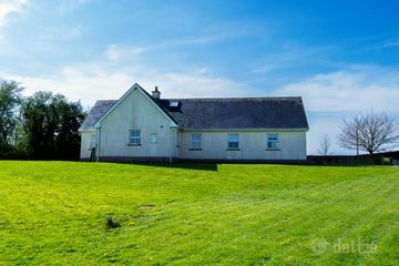 Sliabh Bloom Farmhouse, Oakley Park, Clareen, Co. Offaly, R42YX57 — photo 2