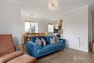 Apartment 11, Block A, Altamont Hall, Dundrum, Dublin 14, D14ND23 — photo 3