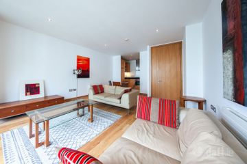 Apt 31, Saunders House, Spencer Dock, IFSC, Dublin 1, D01H1W1 — photo 2