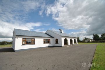 The Arches, Birr Road, Shinrone, Birr, Co. Offaly, R42 DW66 — photo 2