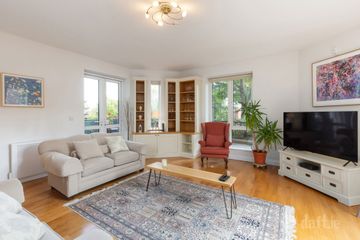 Apartment 5, House 2 Linden Court, Grove Avenue, Blackrock, Co. Dublin, A94 KD70 — photo 3