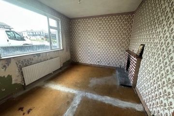13 Springfield Park, Cobh, Cobh, Co. Cork, P24RV08 — photo 3