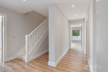 Scarisbrick, 24 The Orchards, Montenotte, Co. Cork, T23W7WR — photo 3
