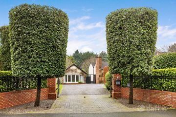 Moorea, Kerrymount Avenue, Foxrock, Dublin 18, D18Y1X9 — photo 2