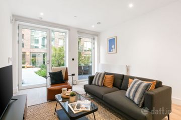 Two Bedroom , One Lime Street, Docklands, Dublin 2 — photo 2
