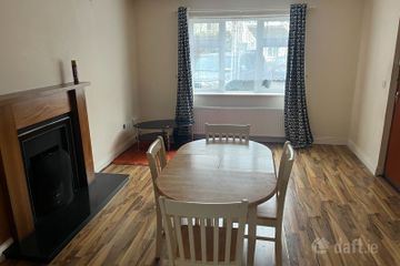 Apartment 12, Avondale Court, William Street, Nenagh, Co. Tipperary, E45XP66 — photo 3