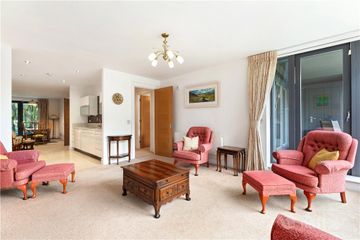 Apt 5 Traverslea Wood, Glenageary Road Lower, Glenageary, Co. Dublin, A96 TF98 — photo 3