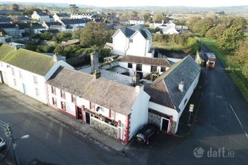 McCormacks Bar, The Corner House, Ballyragget, Co. Kilkenny, R95HX63 — photo 2