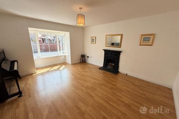 10 The Courtyard, Castlepark, Mallow, Co. Cork, P51XKE8 — photo 3