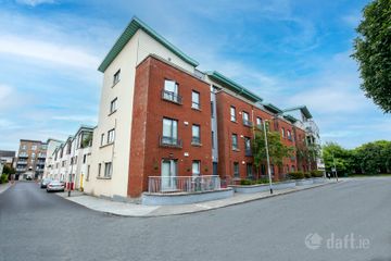 Apartment 6, 3 Park Avenue, Clongriffin, Dublin 13, D13Y662 — photo 2