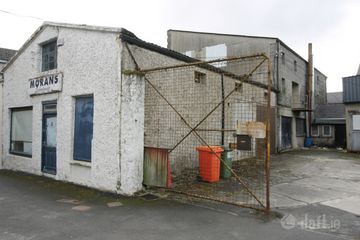 Coady's Yard, Friar Street, Thurles, Co. Tipperary, E41FV00 — photo 2