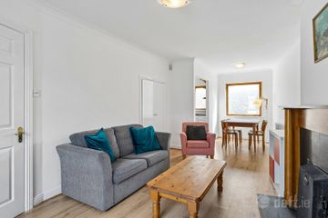 12 The Courtyard, Pleasants Street, South Circular Road, Dublin 8, D08F684 — photo 2