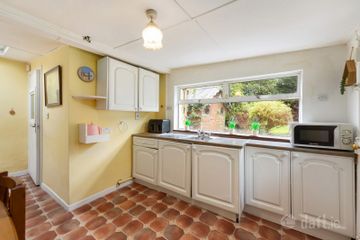 1 Saint Patrick'S Cottages, Rathfarnham, Willbrook, Dublin 14, D14C9T7 — photo 2