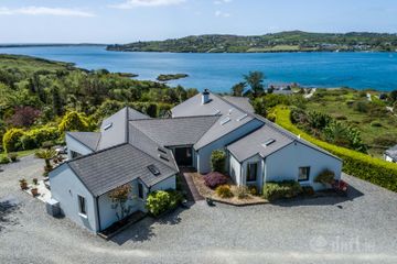 Coosheen, Schull, Ballydehob, Co. Cork, P81X702 — photo 2