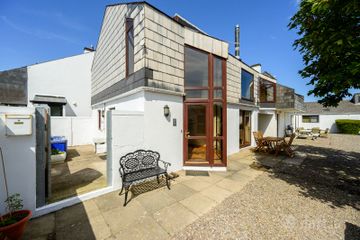 8 Castlepark Village, Kinsale, Kinsale, Co. Cork, P17KX76 — photo 2