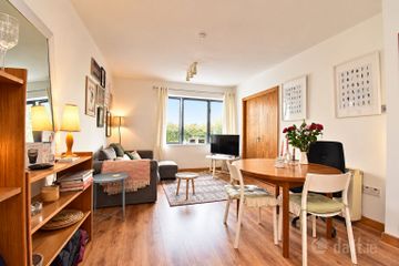 Apartment 84, Block 3, Parkgate Place, Parkgate Street, Dublin 8, D08C7F2 — photo 3