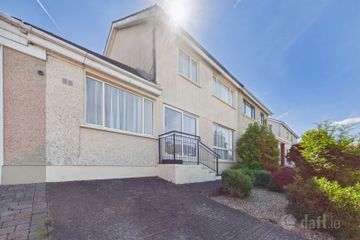 71 Grange Heights, John'S Hill, Waterford City Centre, Co. Waterford, X91TVW4 — photo 2
