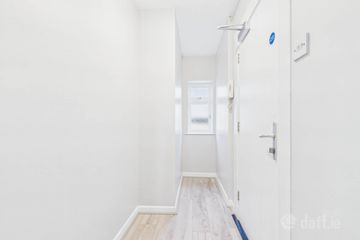 Apartment 29, Seapark, Mount Prospect Avenue, Clontarf, Dublin 3, Co. Dublin, D03KX21 — photo 2