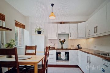 Bishopsmede Apt, Clanbrassil Street, Dublin 8