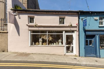 Well Selfology, 10 Rowe Street Lower, Wexford Town, Co. Wexford, Y35EW80