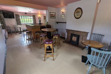 O'Regans Bar, Rea, Berrings, Co. Cork, P12RF84 — photo 3