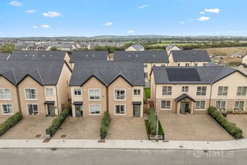 Three Bedroom Semi-detached House, Beaulieu Banks, Termonfeckin Road, Drogheda, Co. Louth — photo 2