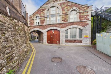 8 Stone Court, Trafalgar Hill, Montenotte, Co. Cork, T23VY40 — photo 2