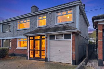 27 Broadway Park, Blanchardstown, Dublin 15, D15W08N