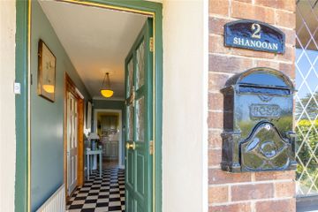 Shanooan, 2 Burnaby Manor, Hillside Road, Greystones, Wicklow, A63YP52 — photo 2