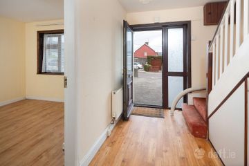 15 O'Neill'S Place, Carrignafoy, Cobh, Co. Cork, P24HE19 — photo 3