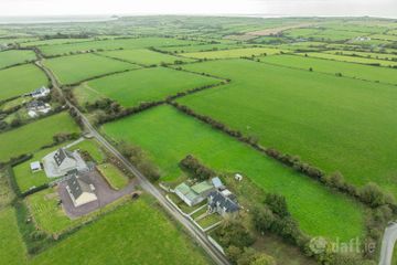 Kilmacahill, Cloyne, Ballycotton, Co. Cork, P25DW40 — photo 3