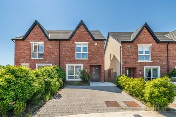 26 Whitethorn Square, Naas, Naas, Co. Kildare, W91XCF8 — photo 2