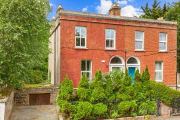 9 Sydenham Road, Dundrum, Dublin 14, D14YC66