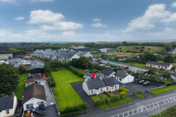 23 Moneen Cottages, Castlebar, Castlebar, Co. Mayo, F23CR22 — photo 2
