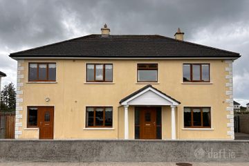 No 3 Findale, Glenamaddy Rd, Williamstown, Co. Galway, F45VK72 — photo 2