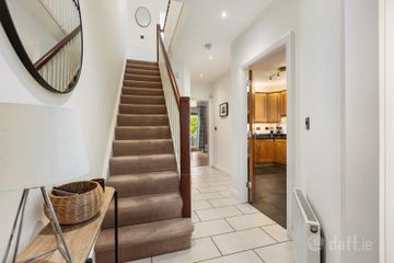 15 Stocking Wood Way, Rathfarnham, Dublin 16, D16DF29 — photo 2
