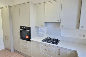 Apartment 4, 43 Strand Road, Sandymount, Dublin 4 — photo 3