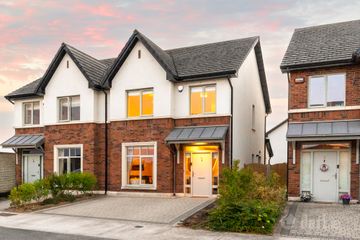 22 The Arches, Castle Farm, Naas, Co. Kildare, W91EFH4 — photo 2