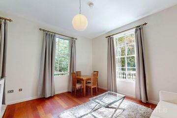 Halcam Court,  61A Pembroke Road, Ballsbridge, Dublin 4 — photo 2