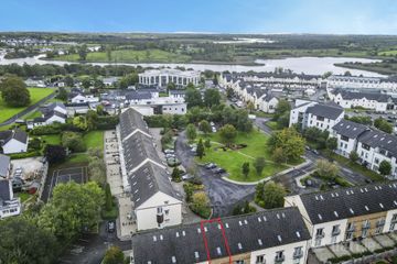 13 Boderg, Shannon Court, Carrick-On-Shannon, Co. Leitrim, N41 AH75 — photo 2
